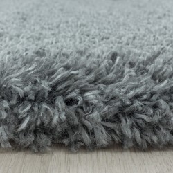 dywan-shaggy-fluffy-jasnyszary-detal.jpg