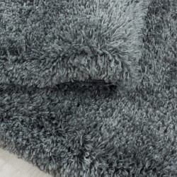 dywan-shaggy-fluffy-jasnyszary-detal1.jpg