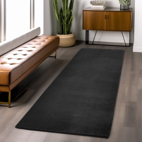 Przejdź do produktu Dywan pluszowy Joy czarny 80 cm x 250 cm