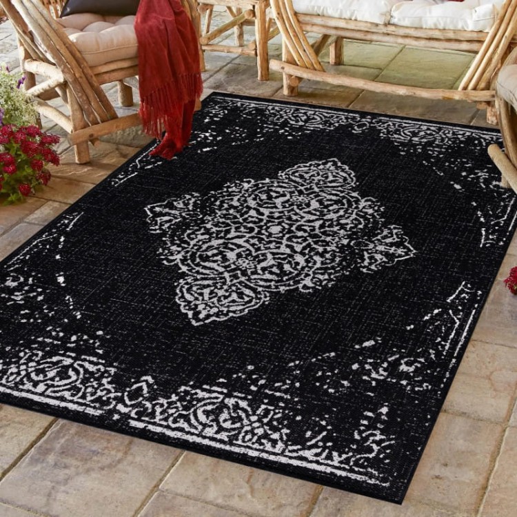 dywan-zewnetrzny-sunny-ornament-czarny-rzut.jpg