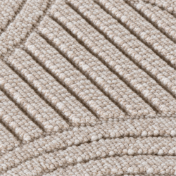 dywan-nowoczesny-3d-helix-jednobarwny-bezowy-geometria-zblizenie-runa-i-wzoru-dywanu(2).png