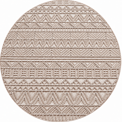 Okrągły-beżowy-dywan-pleciony-z-geometrycznymi-wzorami.png